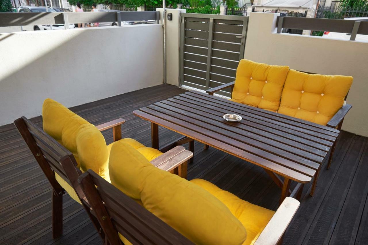 Spacious Apartment-600M From The Subway Ateny Zewnętrze zdjęcie